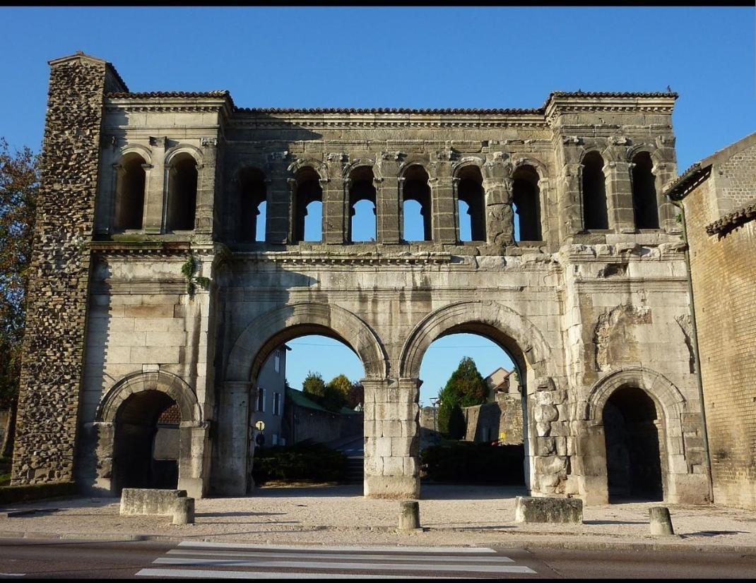 Chambres d'Hôtes Vadiera Autun Exterior foto